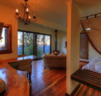 At Remingtons B  B - Lightning Ridge Tourism