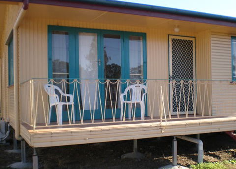 Dalby Homestyle Accommodation - Lightning Ridge Tourism 0