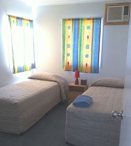 Dalby Homestyle Accommodation - Lightning Ridge Tourism 4