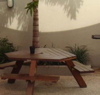 Brisbane Street Studios - Lightning Ridge Tourism