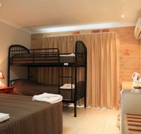 Emerald Central Palms Motel - Lightning Ridge Tourism