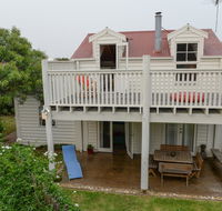 Surfers Palace Torquay - Lightning Ridge Tourism