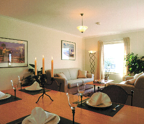 Adelaide Regent Apartments - Lightning Ridge Tourism