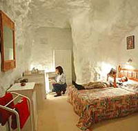Pjs Underground - Lightning Ridge Tourism