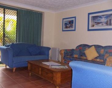Burleigh Terraces Luxury Apartments - Lightning Ridge Tourism 2
