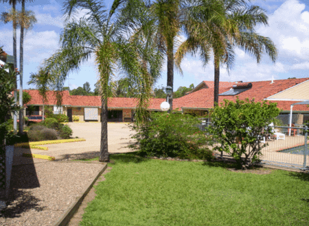 Carseldine Court Motel - Lightning Ridge Tourism