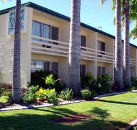 Palm Waters Holiday Villas - Lightning Ridge Tourism