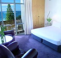Hotel Dive - Lightning Ridge Tourism