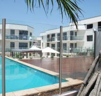 Bayview Beachfront Apartments - Lightning Ridge Tourism