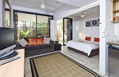 Julians Apartments - Lightning Ridge Tourism 2
