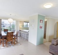 Capricornia Apartments - Lightning Ridge Tourism