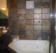 Salisbury Lodges - Lightning Ridge Tourism