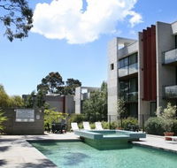 Phillip Island Apartments - Lightning Ridge Tourism