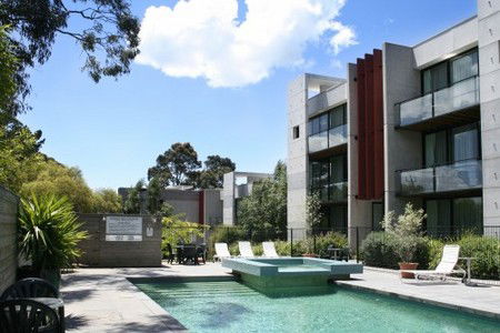 Phillip Island Apartments - Lightning Ridge Tourism 0