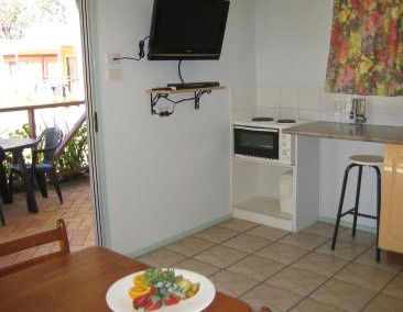 Valley Vineyard Tourist Park - Lightning Ridge Tourism 2