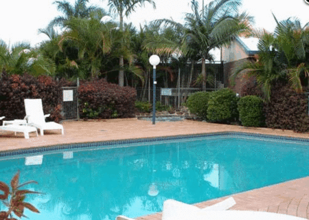 SMART MOTELS BERT HINKLER - Lightning Ridge Tourism
