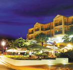 Airlie Beach Hotel - Lightning Ridge Tourism