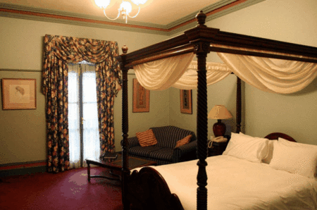 The Yarra Glen Grand Hotel - Lightning Ridge Tourism