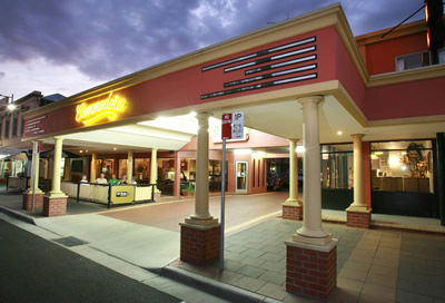 The Commodore Motor Inn - Lightning Ridge Tourism 0