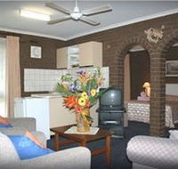 Paradise Holiday Apartments Villas - Lightning Ridge Tourism