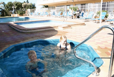 Bahia Beachfront Apartments - Lightning Ridge Tourism