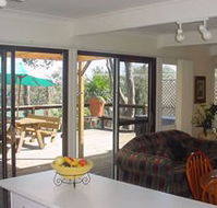 Lakeview Cottage - Lightning Ridge Tourism