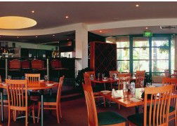 Ocean Side Hawks Nest - Lightning Ridge Tourism 3