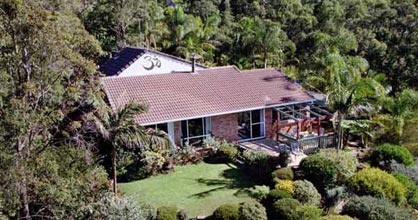 Hillside Bed & Breakfast - Lightning Ridge Tourism 0