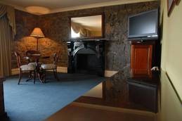 Quality Hotel Bentinck - Lightning Ridge Tourism 4