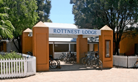  Lightning Ridge Tourism