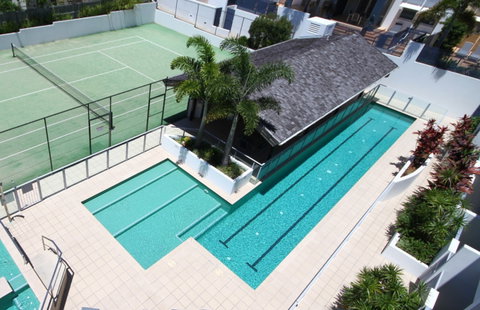 Coolum Seaside Apartments - Lightning Ridge Tourism 1