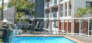 Riverside Hotel South Bank - Lightning Ridge Tourism 2
