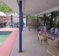 Cosmopolitan Motel and Serviced Apartments - Lightning Ridge Tourism