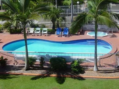 Key Largo Apartments - Lightning Ridge Tourism 3