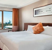 Hilton on the Park Melbourne - Lightning Ridge Tourism