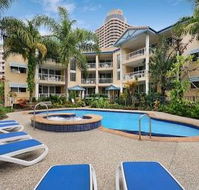 Surfers Beach Holiday Apartments - Lightning Ridge Tourism