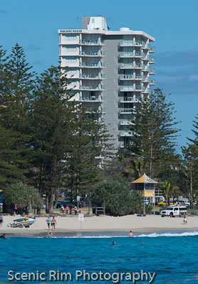 Pacific Regis Beachfront Apartments - Lightning Ridge Tourism 4