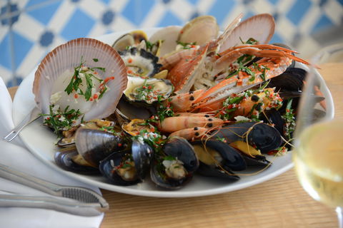 Bannisters - Lightning Ridge Tourism 2