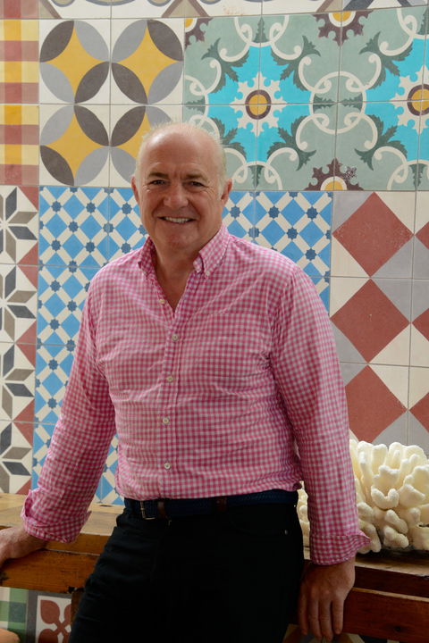 Bannisters - Lightning Ridge Tourism 3