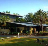 Capricorn Motel  Conference Centre - Lightning Ridge Tourism