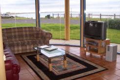 Horizons Beachfront Apartment - Lightning Ridge Tourism 1