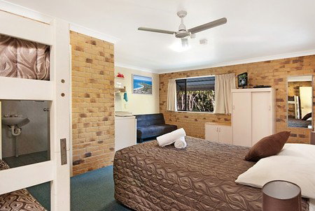Byron Bay Side Central Motel - Lightning Ridge Tourism 1