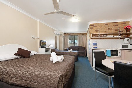 Byron Bay Side Central Motel - Lightning Ridge Tourism 4