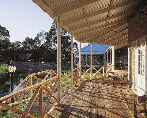 Ballarat Lodge & Convention Centre - Lightning Ridge Tourism 1