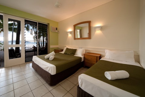 BreakFree Long Island Resort - Lightning Ridge Tourism 0