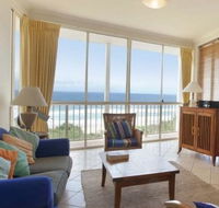 Whale Watch Ocean Beach Resort - Lightning Ridge Tourism