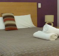 Summit Motel - Lightning Ridge Tourism