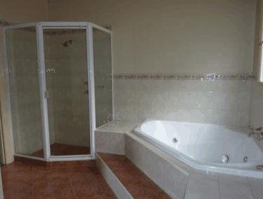 Hahndorf Resort - Lightning Ridge Tourism 1