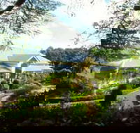 The Falls Rainforest Cottages - Lightning Ridge Tourism