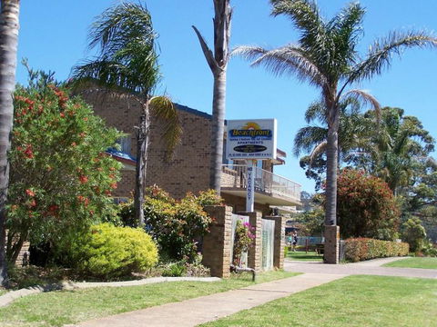 Beachfront Units Merimbula - Lightning Ridge Tourism 0